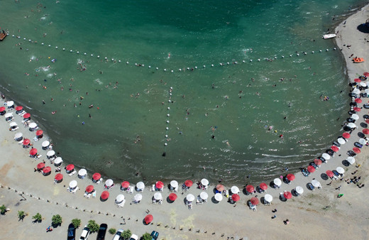 Türkiye'nin gizli denizi! Elazığ'daki Hazar Gölü göreni şaşırtıyor
