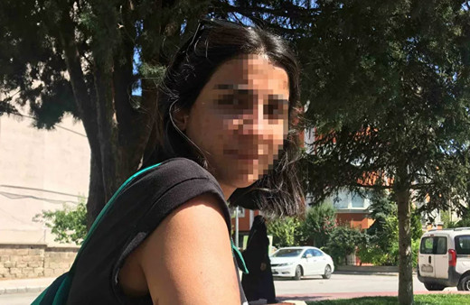 Otobüste darp edillen kız kardeşler: Evimizi taramakla tehdit etti