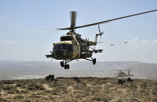 Azeri ve Türk Özel Kuvvetleri'nden ortak gövde gösterisi!