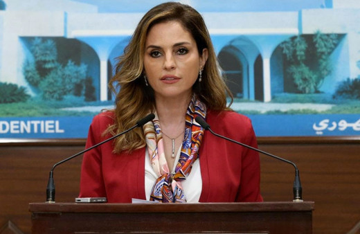 Lübnan'daki gösteriler sonrası istifa! Enformasyon Bakanı Menal Abdussamed istifa etti