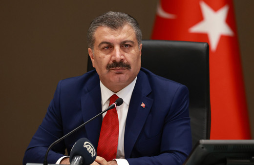 Bakan Koca'dan CHP'li vekilin 'günlük 29 bin koronavirüs vakası var' iddasına cevap