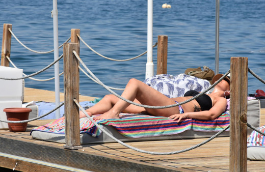 Yabancı turistlere 30 Euro'ya koronavirüs testi