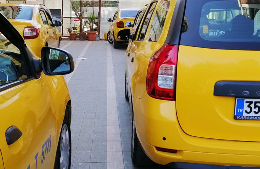 İzmir'de taksilere zam geldi!i Kilometre ücreti 4.30 TL'ye yükseltildi