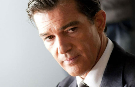 Ünlü oyuncu Antonio Banderas koronavirüse yakalandığını açıkladı