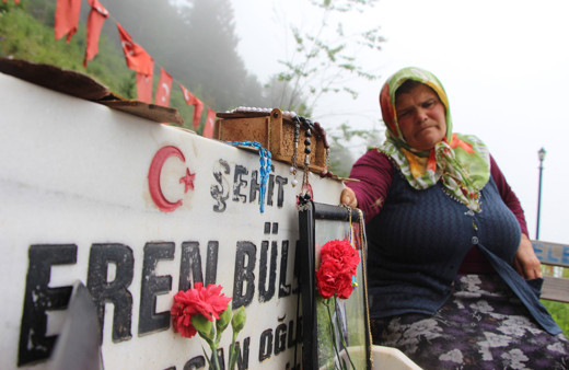 Eren Bülbül şehit edilişinin 3. yılında unutulmadı! Komando'dan Eren Bülbül marşı