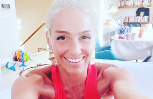 Berra Terzioğlu annesini zincirle dövdü! 'Kızım beni yerlerde sürükledi'