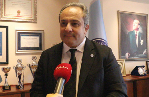 Bilim Kurulu Üyesi Prof. İlhan'dan 'hıçkırık' açıklaması! Koronavirüste yeni belirti mi?