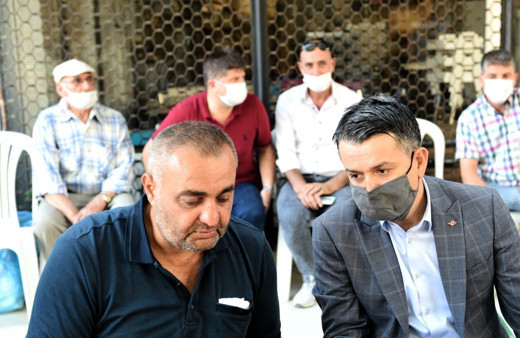 Tarım ve Orman Bakanı Bekir Pakdemirli'den AK Parti Kiraz ilçe başkanına taziye ziyareti