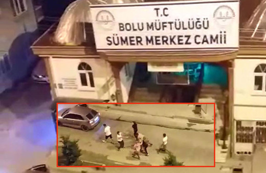 Bolu'da cami duvarına tuvaletini yapan kişiyi uyardı! Kafasını şişeyle yardılar