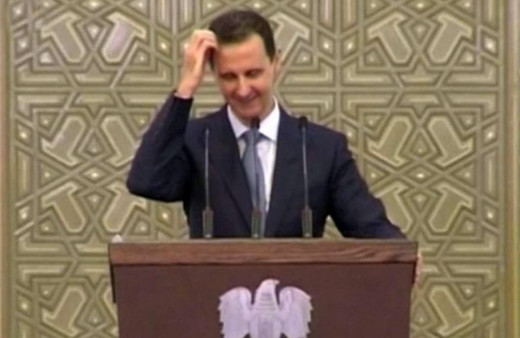 Esed kürsüde fenalaştı ayakta duramadı! Nedenini kendisi açıkladı