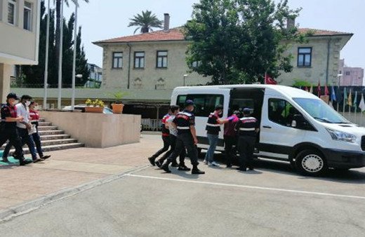 Mersin’de terör operasyonu: 4 gözaltı