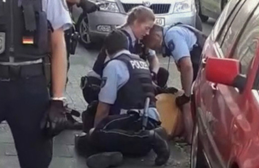 Almanya’da polisin Türk aileyi darp ettiği iddia edildi