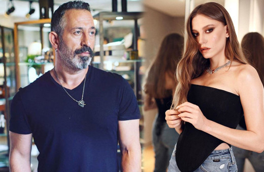 Cem Yılmaz'la tatilde olan Serenay Sarıkaya leoparlı bikinisiyle olay! İşte tekne halleri