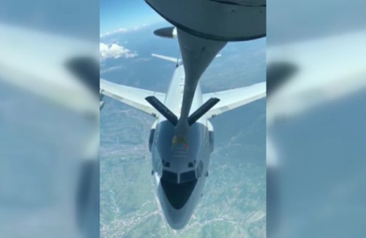 Türk Hava Kuvvetleri NATO’ya ait uçağa yakıt ikmali yaptı