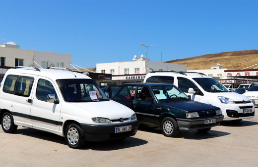 İkinci el oto pazarında soran çok alan yok
