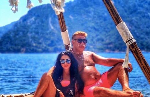 Burcu Sezginoğlu kimdir kaç yaşında ne iş yapıyor?