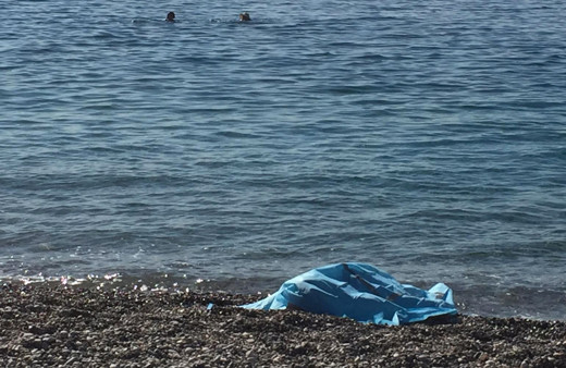 Antalya'da 85 yaşındaki adam, denizde ölü bulundu