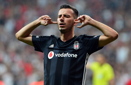Oğuzhan Özyakup'a 'Her şeyin başladığı yer'den büyük jest