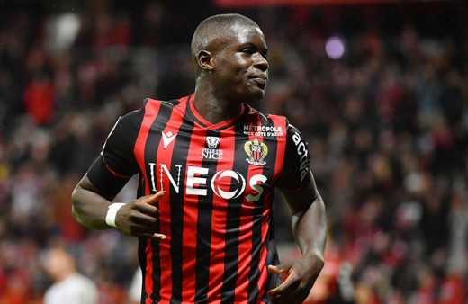 Fenerbahçe Malang Sarr için beklemeye geçti 4 takım daha istiyor