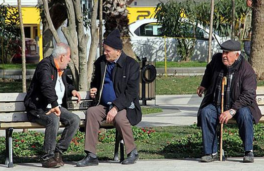 Yozgat'ta 65 yaş ve üstü vatandaşlara Kovid-19 nedeniyle kısıtlamalar getirildi