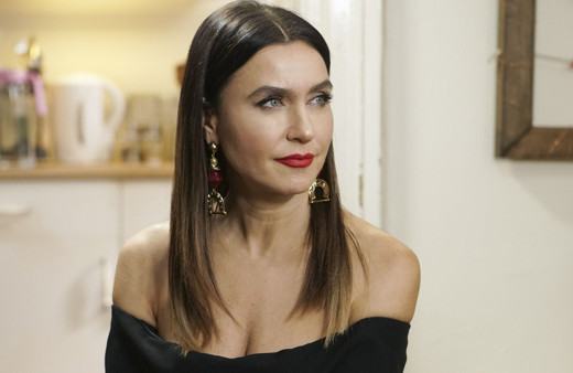 FOX TV Yasak Elma'nın yıldızı Şevval Sam müjdeli haberi sevenleriyle paylaştı