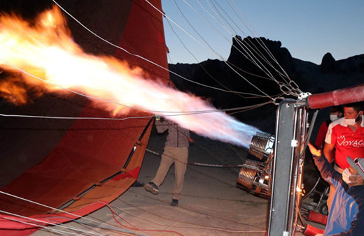 Sıcak hava balonları 5 ay sonra Kapadokya semalarında!