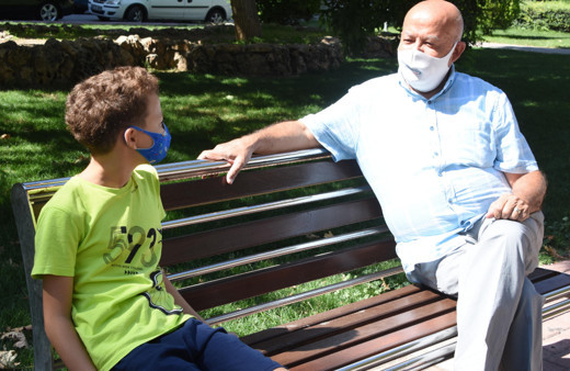 Koronavirüsü yenen emekli astsubay: Taziyede maske takmamakla hata yaptım