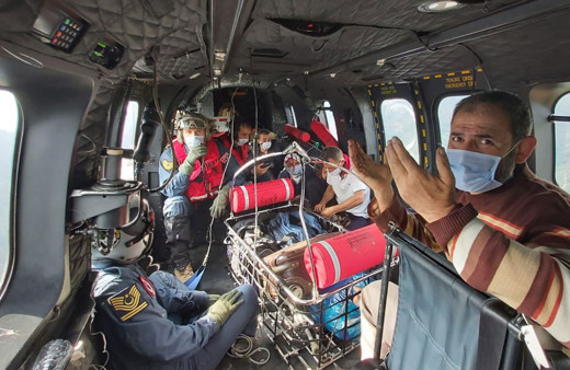 Milli Savunma Bakanlığı duyurdu:  Giresun'da arama kurtarma faaliyeti yapacak ekibi taşıyan uçak havalandı