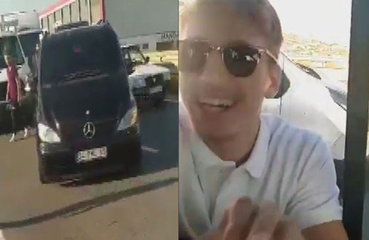 Çakarlı aracıyla trafikte tartıştığı sürücüyü bıçaklayan saldırgan yakalandı