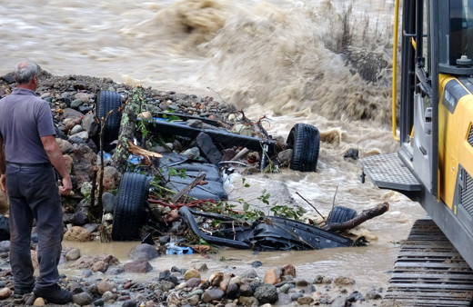 Giresun'dan acı haber geldi! Jandarma aracı bulundu 3 ölü 10 kayıp