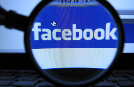 Facebook Tayland'da monarşiyi eleştiren grubun sayfasına erişimi engelledi