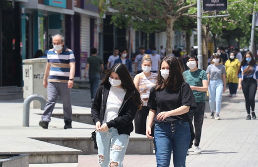 Prof. Mehmet Ceyhan söyledi maskenizi üfleyin beyaz maske alın