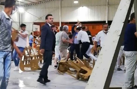 Düğünde istek parça kavgası! Sandalyeler havada uçuştu
