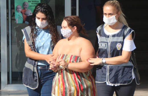 İçişleri Bakanı Süleyman Soylu hakkında küfürlü paylaşım yaptı ev hapis cezası aldı