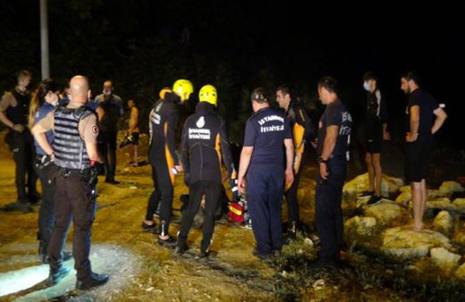 Silivri'de 60 metre yüksekten denize düşen yaşlı adam hayatını kaybetti