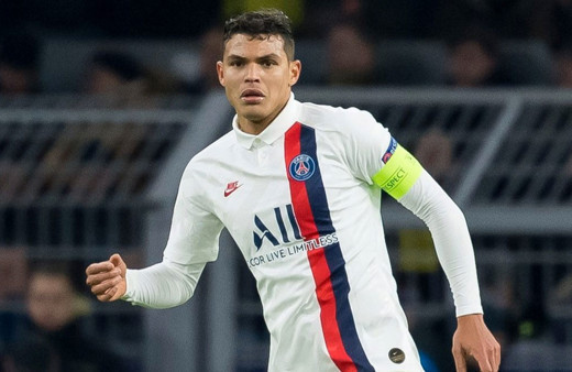 Chelsea, Thiago Silva'yı transfer etti