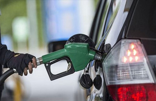 Otomobil sahiplerine iyi haber! Benzine indirim geliyor