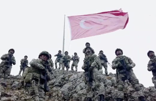 Komandolardan 30 Ağustos klibi! Rap müzik eşliğinde tüyleri diken diken ettiler