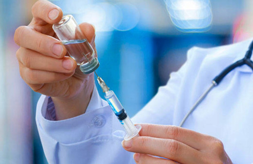 Klinik denemeleri askıya alınan koronavirüs aşısı yıl sonundan önce hazır olabilir