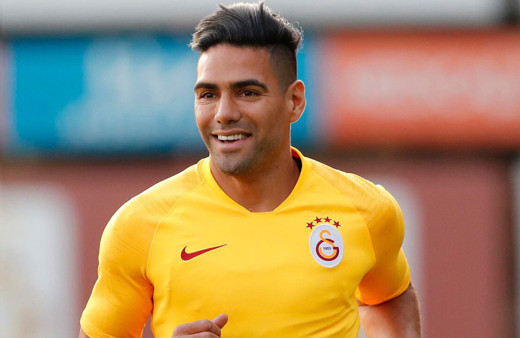 Radamel Falcao'dan bomba transfer çağrısı: Come Juan