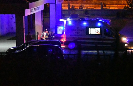 Kars'ta amca çocukları arasındaki kavgada silahlar patladı 2 ölü 4 yaralı