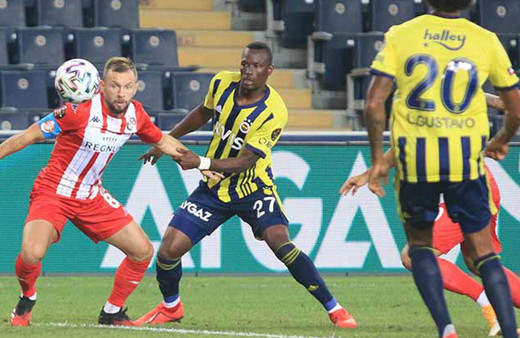 Fenerbahçe, Antalyaspor'u 4-0 mağlup etti