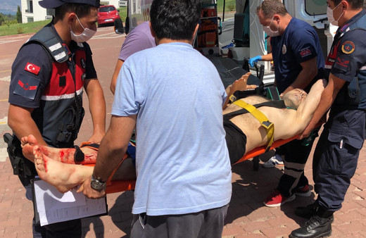 Kocaeli'de ev hapsine çıktığı ikametinde kurşun yağmuruna tutuldu