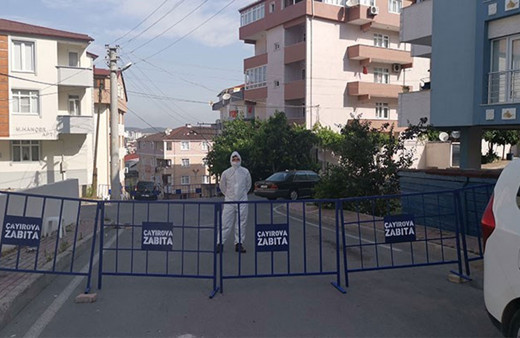 Gün yapan kadınlara koronavirüs şoku! Konya'da site karantinaya alındı