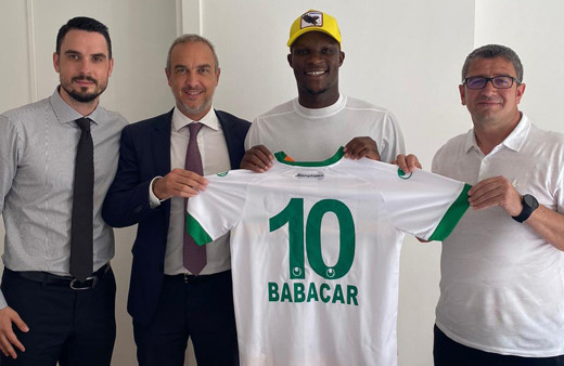 Aytemiz Alanyaspor 10 numara pozisyonunu buldu: Khouma Babacar