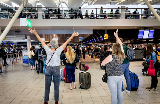 Ağustos'ta hava yolunu 9 milyon 600 bin yolcu kullandı