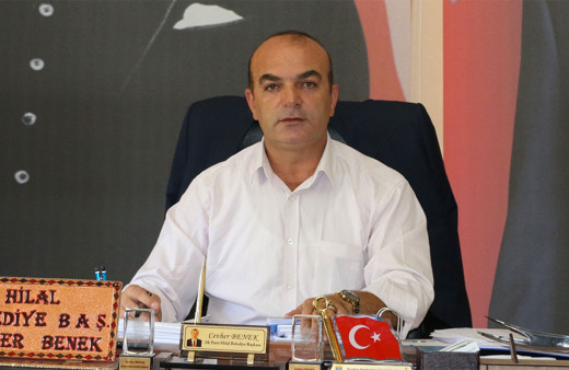 Şırnak'ta teröristler yol yapan belediye başkanını tehdit etti