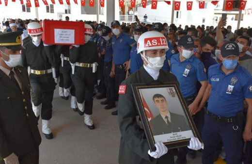 Şehit Uzman Onbaşı Serdar Aslan Gaziantep'te son yolculuğuna uğurlandı