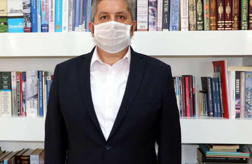 Erdoğan'ın katıldığı toplantı için test yaptıran belediye başkanı, pozitif çıktı