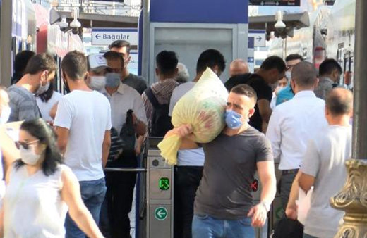 Vatandaşlar toplu ulaşımda seferlerin azlığına isyan ettiler:  Belediye otobüs çıkartmıyor